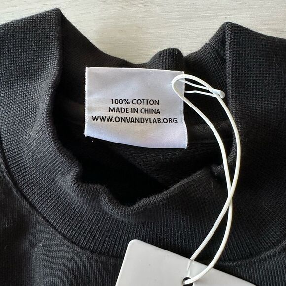 Vandy the Pink Bonsai Crewneck Black S NWT - Picture 5 of 6